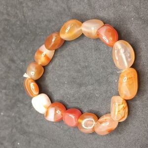 Carnelian stone stretch bracelet
